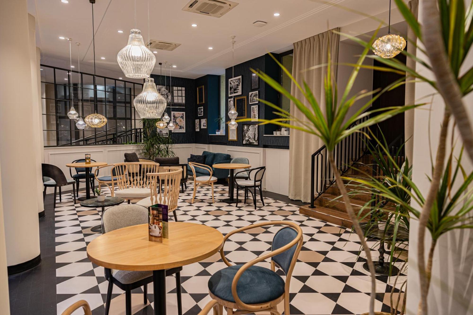 Tulip Hotels - Wroclaw Patio Екстериор снимка