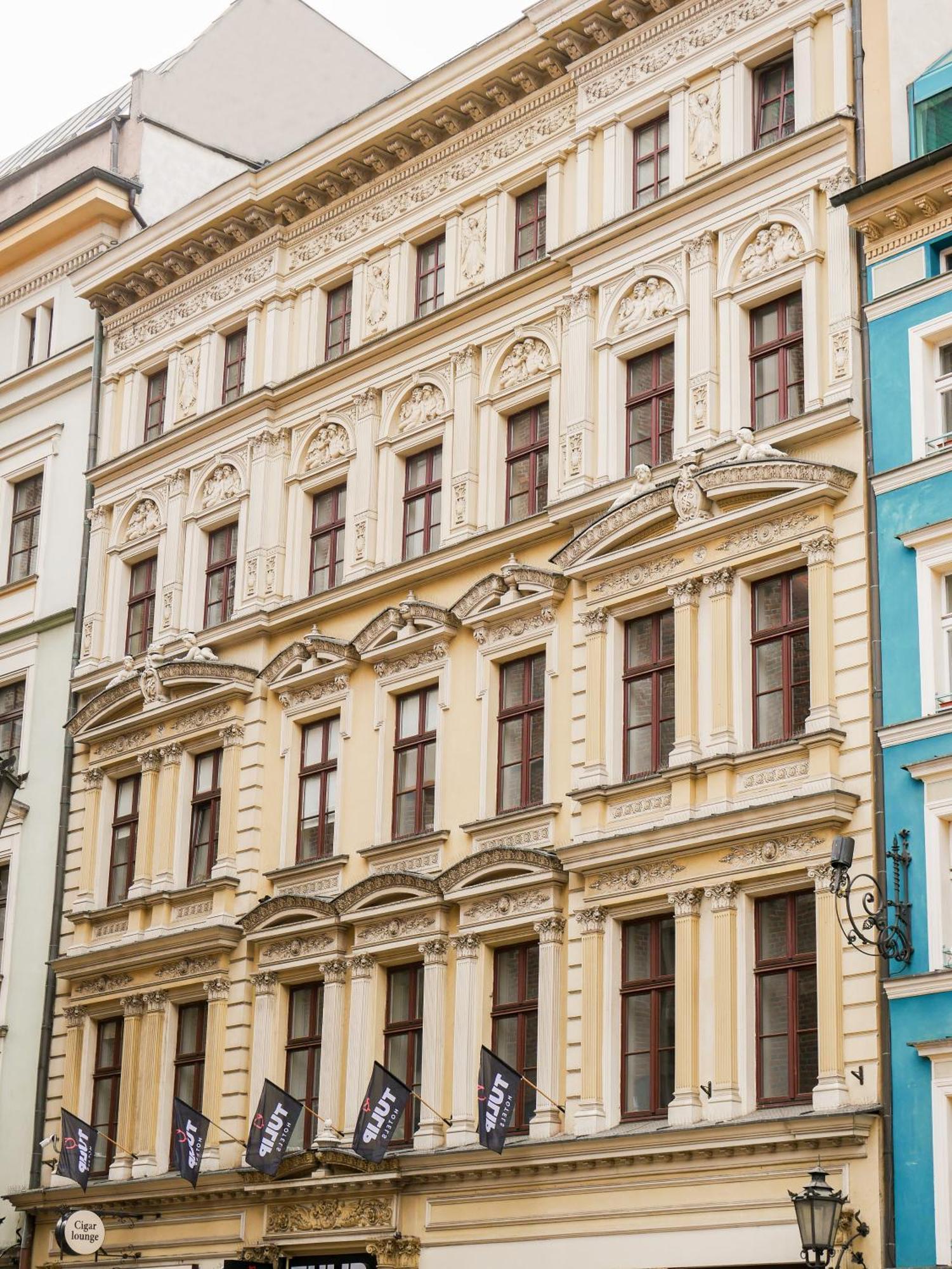 Tulip Hotels - Wroclaw Patio Екстериор снимка