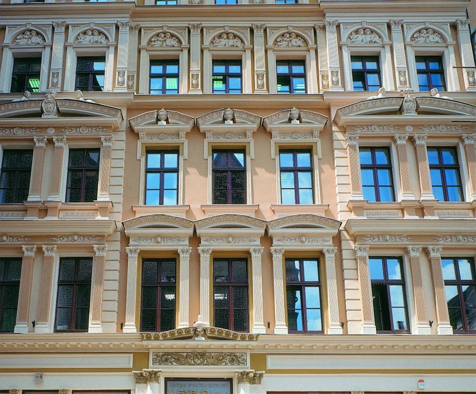 Tulip Hotels - Wroclaw Patio Екстериор снимка